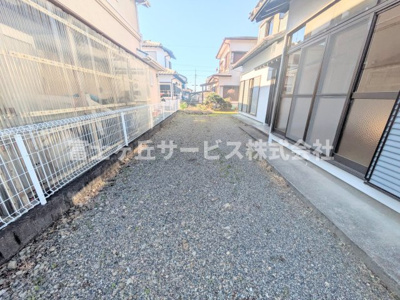 【駐車場】 | 磐田市大原 中古戸建て | ２台駐車可能です