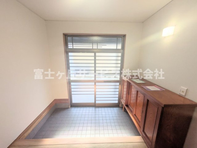 【玄関】 | 磐田市大原 中古戸建て | 玄関です