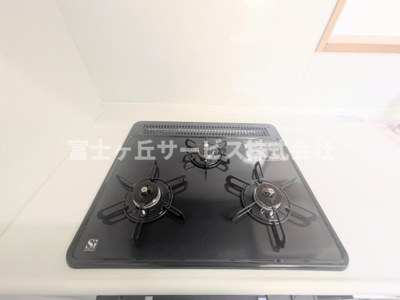 【その他】 | 磐田市大原 中古戸建て | 3口コンロがあります