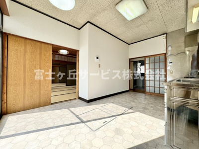 【キッチン】 | 藤枝市立花2丁目 中古戸建て | ダイニングキッチンです