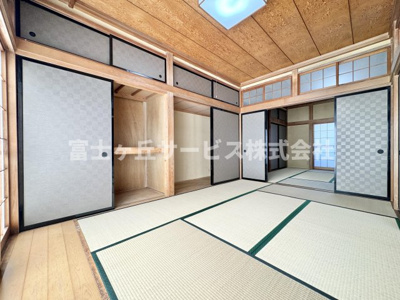 【寝室】 | 藤枝市立花2丁目 中古戸建て | 寝室です