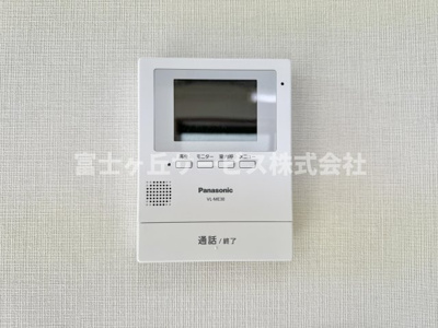 【セキュリティ】 | 藤枝市立花2丁目 中古戸建て | 来客の際、顔が見えて安心です