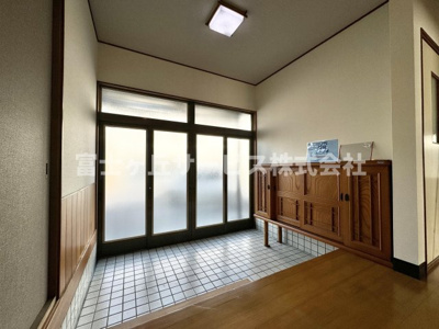 【玄関】 | 藤枝市立花2丁目 中古戸建て | 玄関です