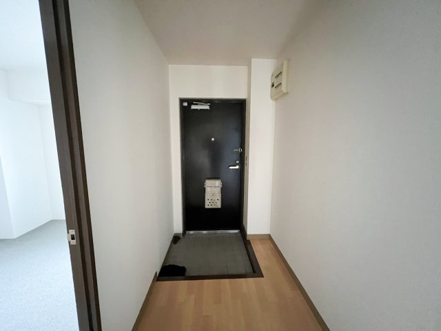 アーネスト能茶山の玄関