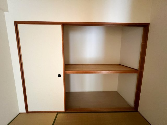 アーネスト能茶山の収納