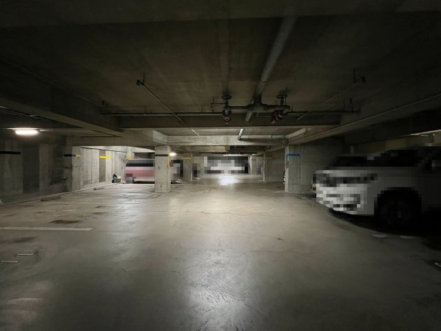 アーネスト能茶山の駐車場