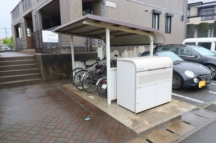 イーストヒルズ雅Ⅲのその他