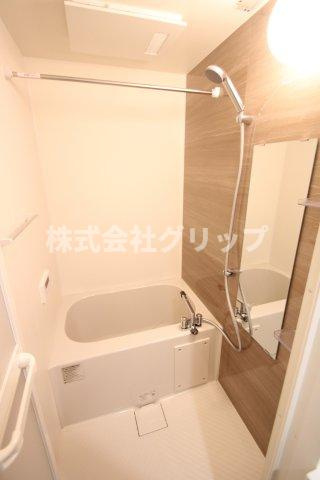 グランリーヴェル横濱NOELの浴室