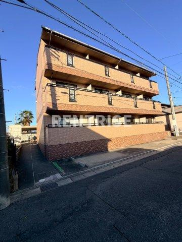 ルミエール・Eの外観