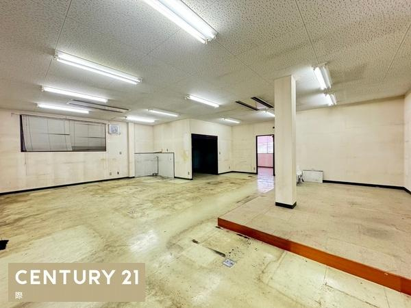 紀の川市杉原の事務所