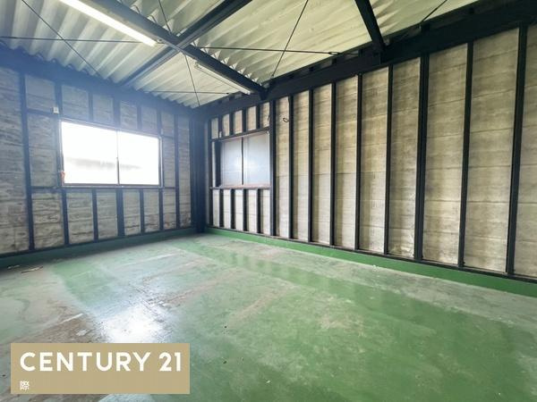 紀の川市杉原の事務所