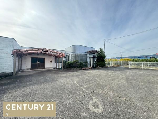 紀の川市杉原の事務所