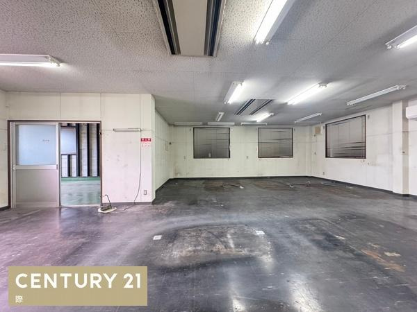 紀の川市杉原の事務所