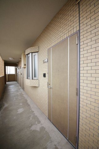フレンドYの玄関