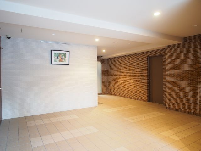 ルーチェ桜川のロビー