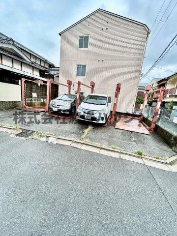 第5合田ハイツの駐車場