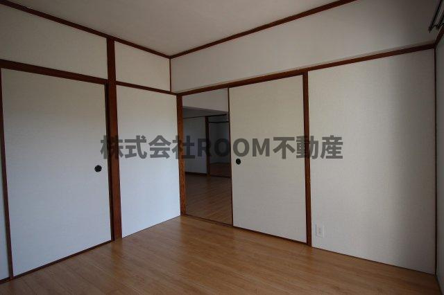 若葉苑の洋室|明るい洋室です