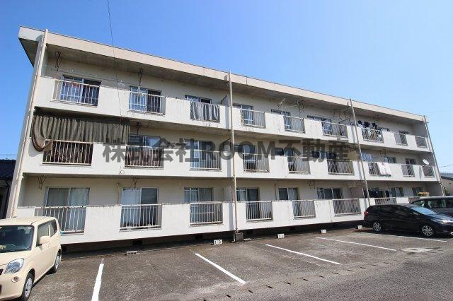 若葉苑の外観|外観は落ち着いています