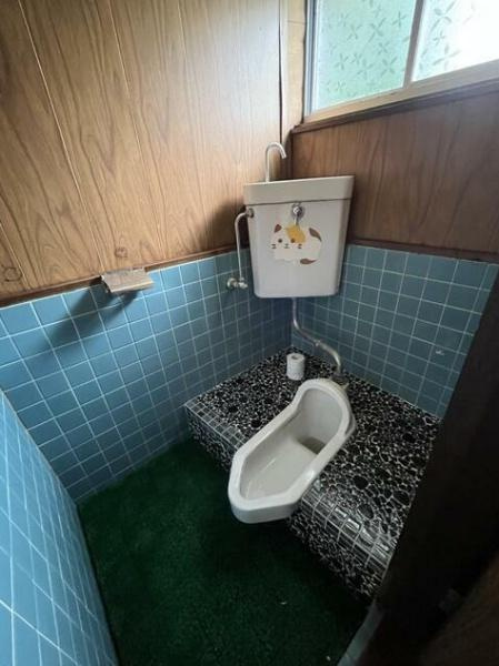 出雲市小山町　平屋中古住宅のトイレ