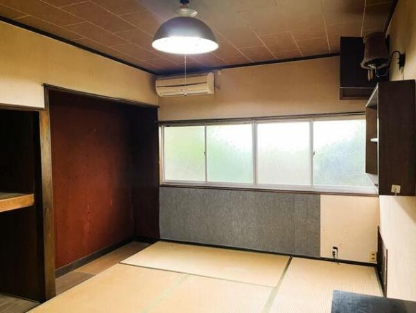 出雲市小山町　平屋中古住宅の洋室|北側の収納付き6帖和室です。