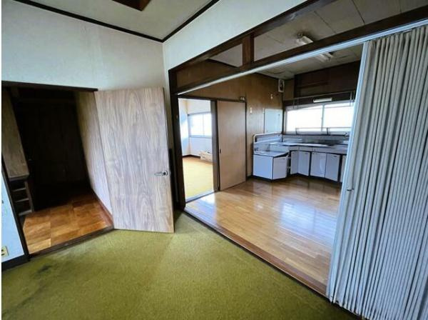 出雲市小山町　平屋中古住宅のキッチン