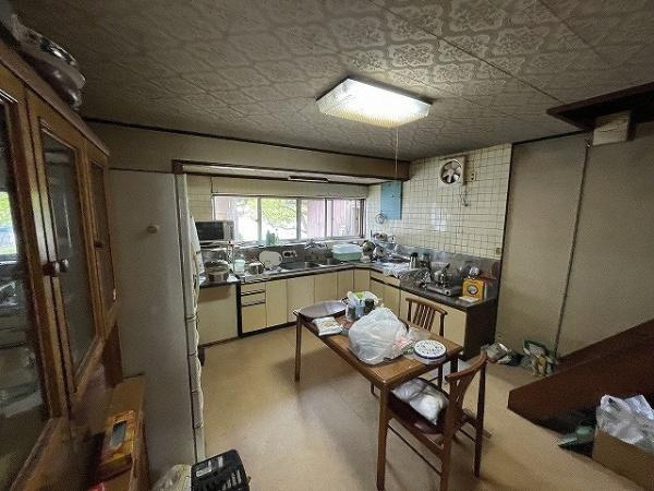 出雲市斐川町富村中古戸建の居間・リビング