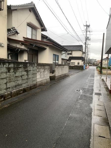 出雲市平田町売土地の前面道路含む現地写真