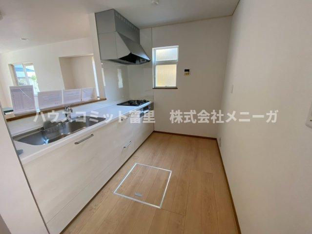 八街市希望ヶ丘　中古戸建のキッチン