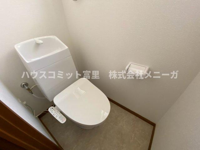 八街市希望ヶ丘　中古戸建のトイレ