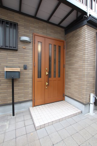 西尾久6丁目戸建のエントランス