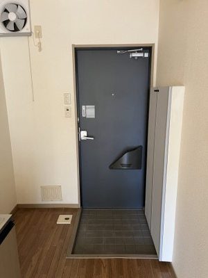 【玄関】 | サンドヒルズ A棟