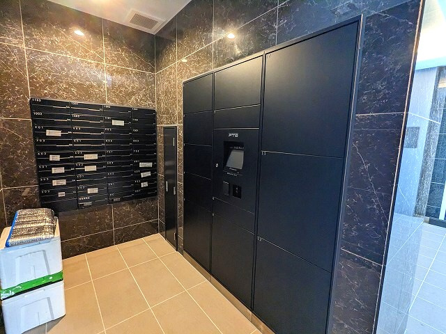 GRAND CONCIERGE浅草橋の設備|宅配BOXです