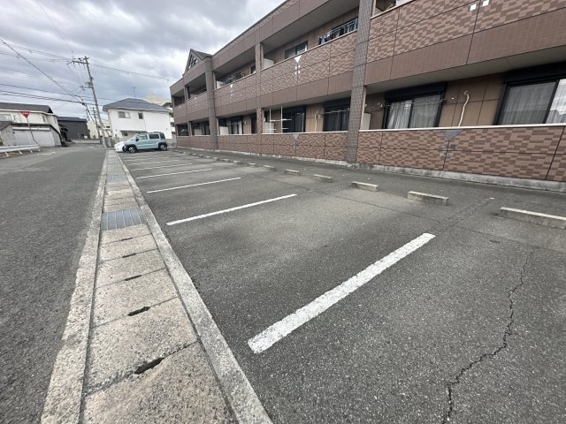 エスペランス　光の駐車場