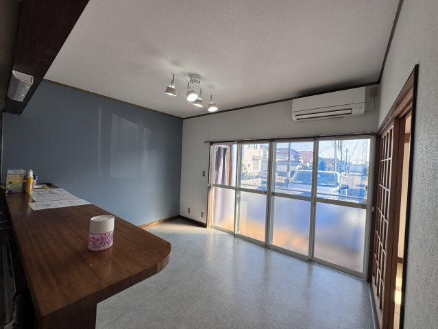 メゾン中岡の居間・リビング