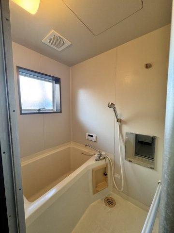 メゾン中岡の居間・リビング