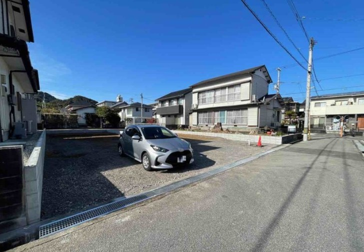 高知市針木東町の前面道路含む現地写真