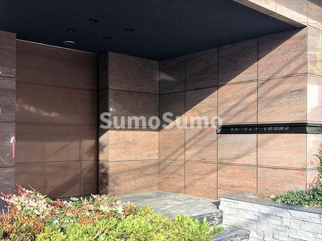 エムレジデンス渋谷神泉のエントランス