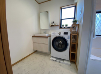 【独立洗面台】 | 【Re-Style】かまとり住宅　おゆみ野6丁目 | イメージです。実際に家具はつきません。
