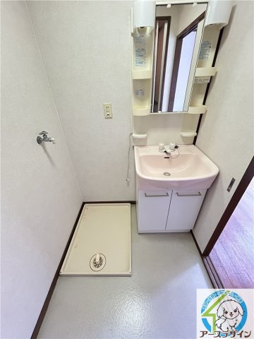 ファーストハウスの洗面所