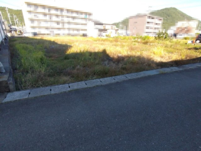 ６４２７６　岐阜市若福町土地の前面道路含む現地写真
