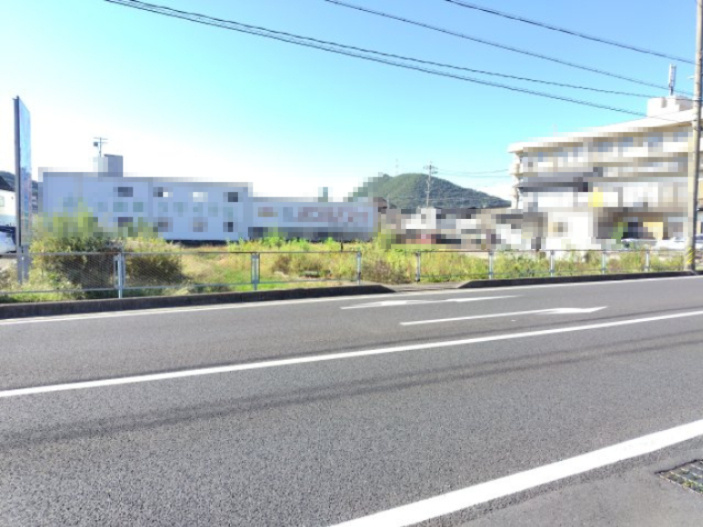 ６４２７６　岐阜市若福町土地の前面道路含む現地写真