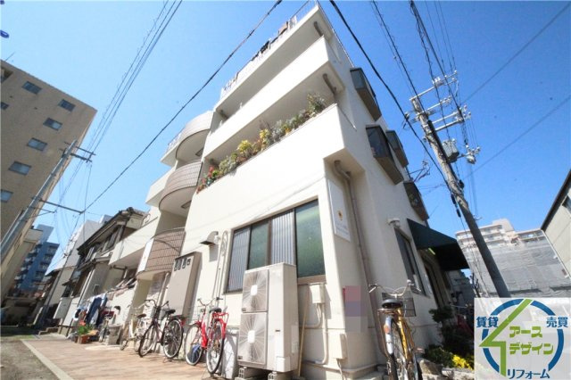 ソレイユ明石の外観