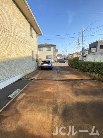 シンシアAの駐車場