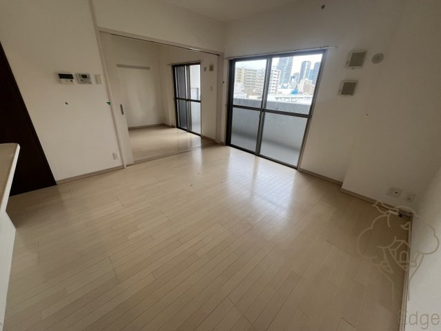 VILLASSE福島の居間・リビング