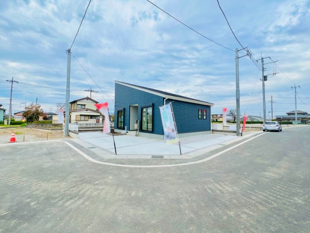 前橋北代田町の前面道路含む現地写真|車の駐車が苦手な方にもおススメです◎