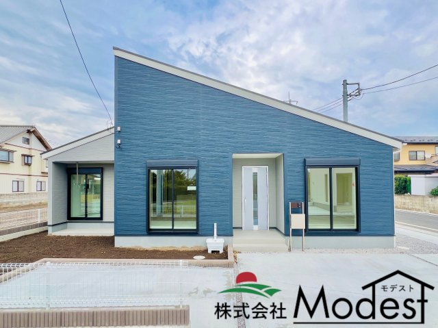 前橋北代田町の外観|年中無休で平日の仕事終わり夜２０時まで受付可能です。
事前のご予約がオススメです。お気軽にお問い合わせください。