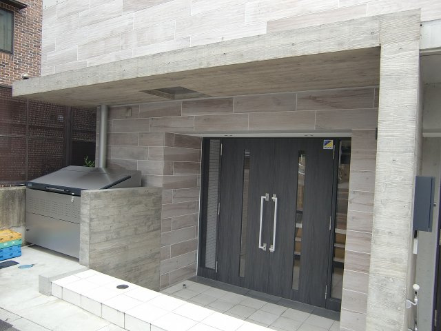 Briller Residence文京のエントランス
