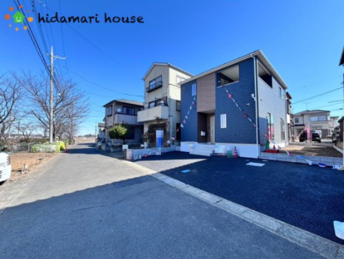 伊奈町大針　第9　新築一戸建て　クレイドルガーデン　01の前面道路含む現地写真