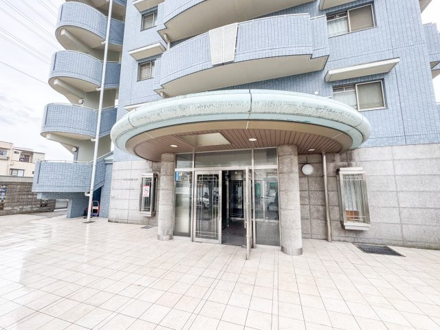 レジェロ住之江のエントランス