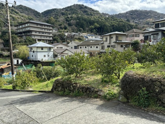 【前面道路含む現地写真】 | 熱海市下多賀　売地